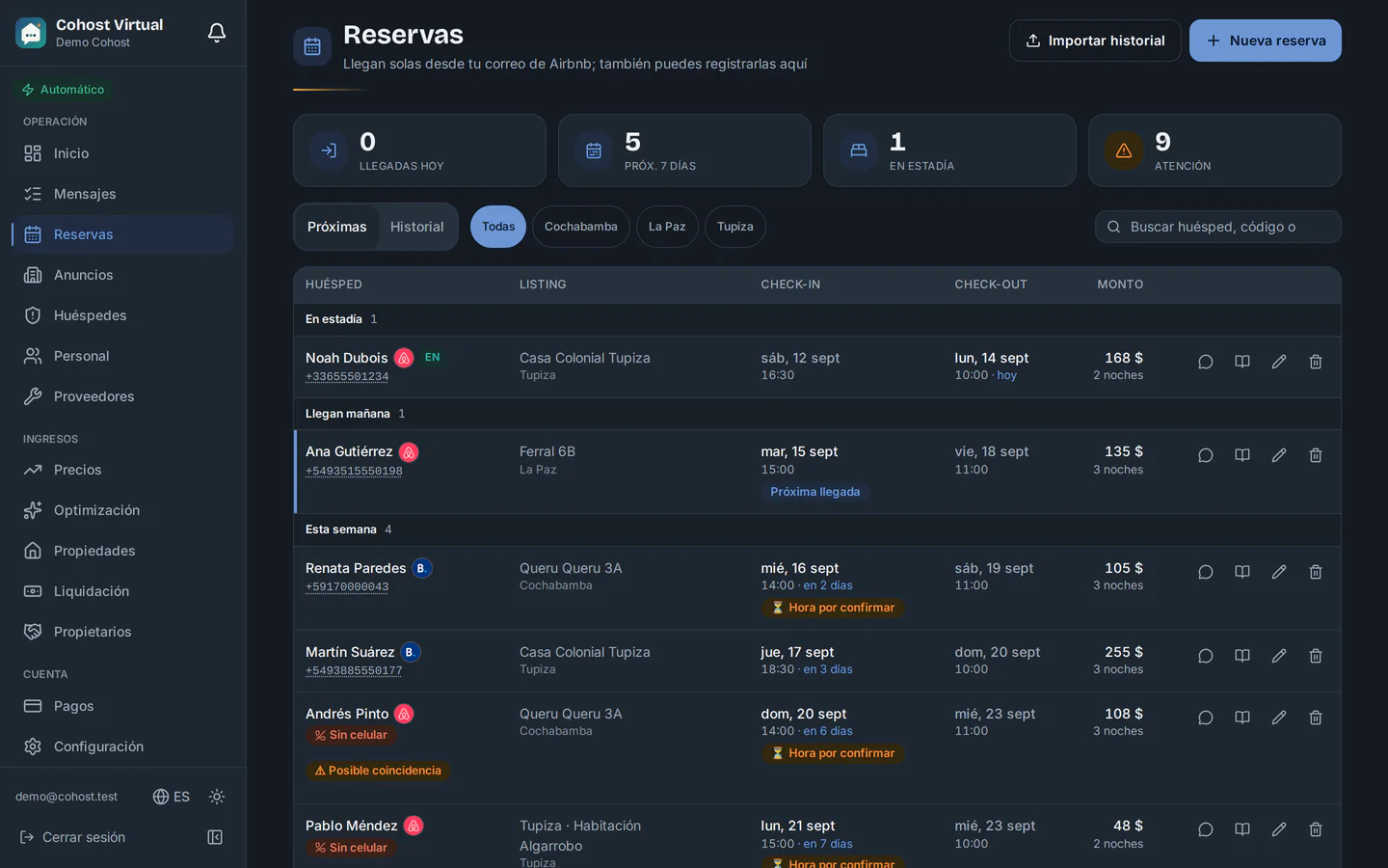 Pantalla de Reservas en la computadora: lista agrupada en estadía, llegan mañana y esta semana, con Airbnb y Booking juntas y la reserva de Andrés Pinto marcada como posible coincidencia